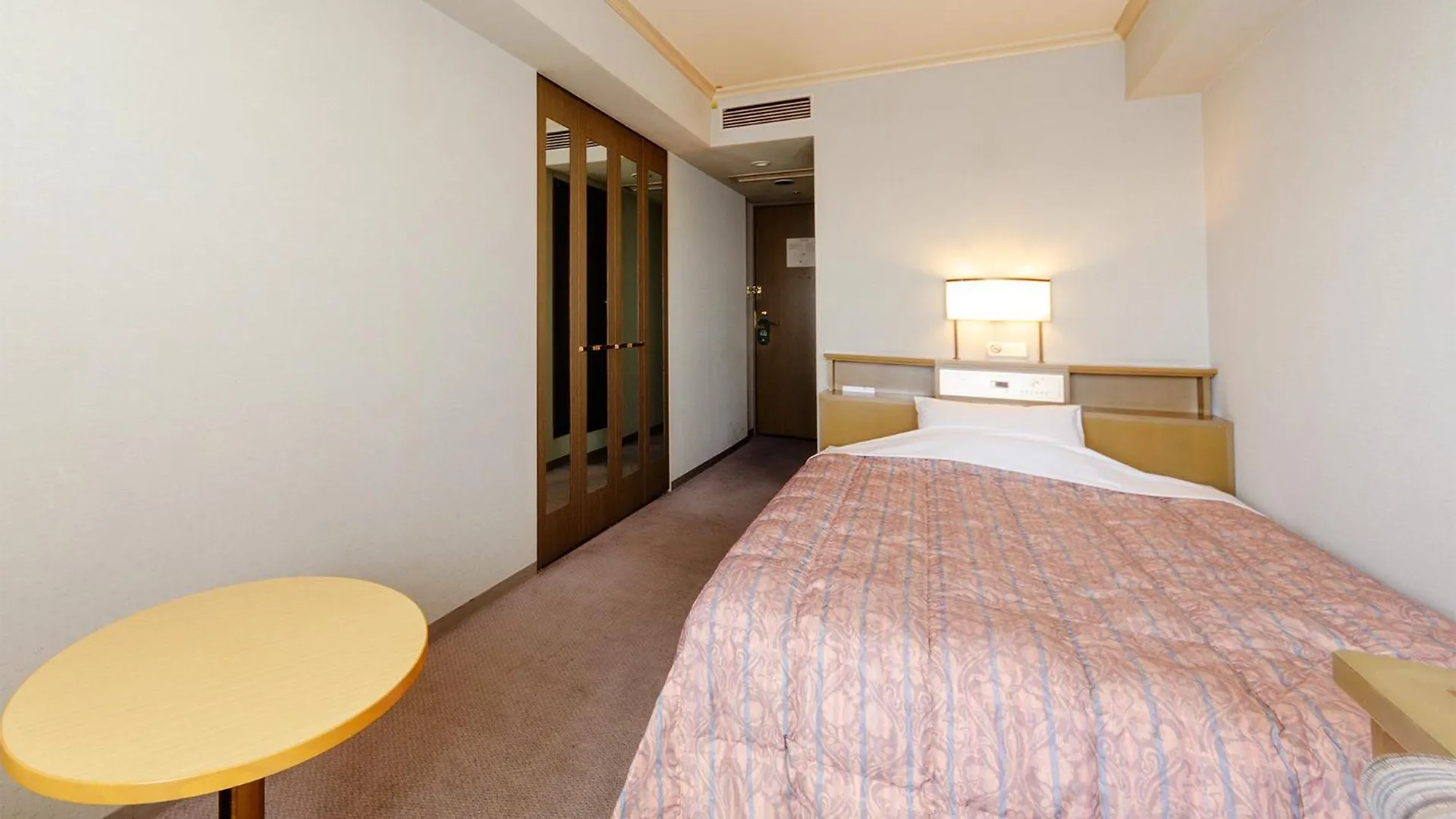 ***  Hotel Pearl City Kobe Japan