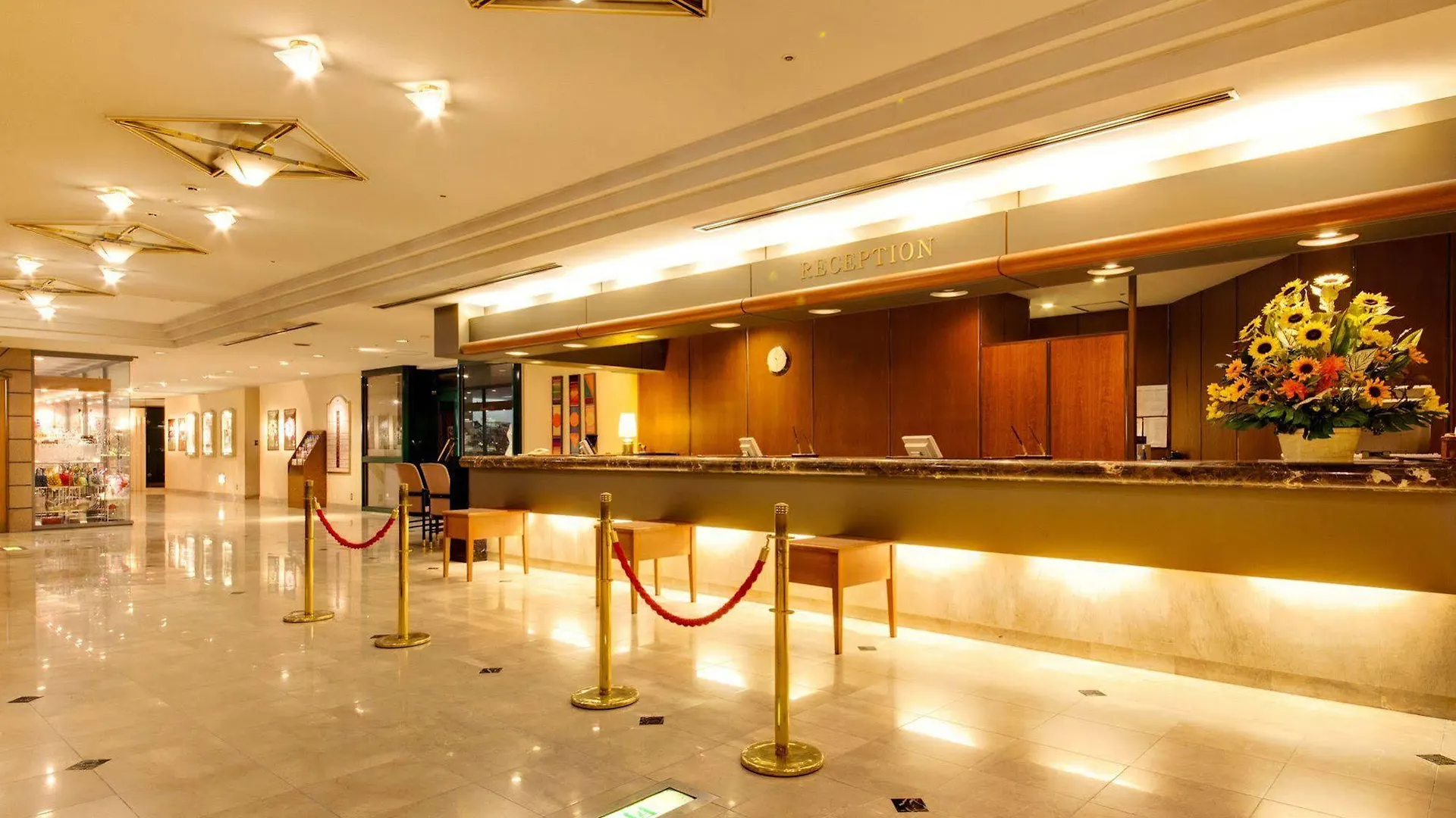 ***  Hotel Pearl City Kobe Japan